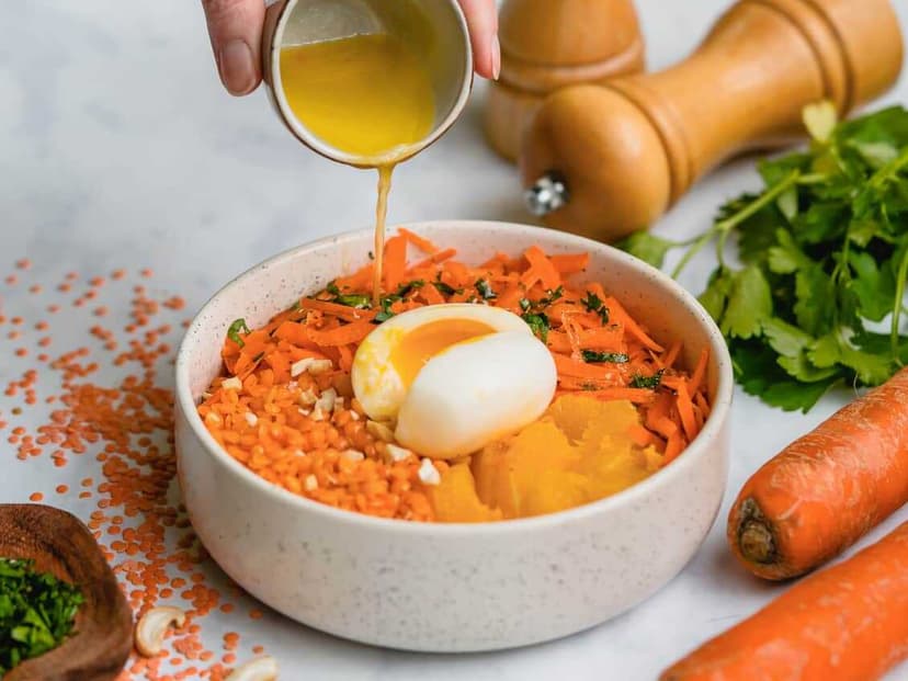 Bowl tout orange d'hiver et œuf mollet